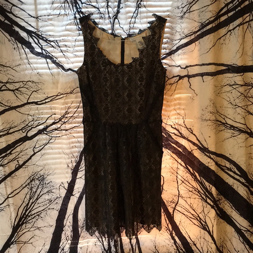 Charlotte Ronson sz 2 black lace dress